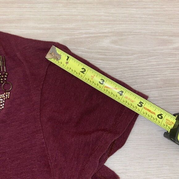 Eddie Bauer Maroon Beaded Short Sleeve Top L - Picture 6 of 7